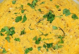 சப்பாத்திக்கு சூப்பரான தயிர் மசாலா கறி!