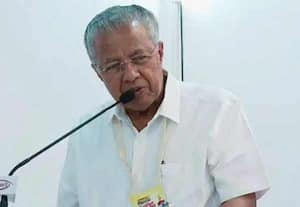கேரள மாஜி முதல்வர் பினராயி விஜயன், அவர் மகள் மீது வழக்கு பாய்கிறது!: ஐகோர்ட் உத்தரவு