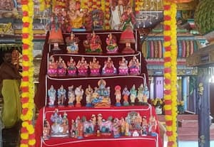 கோவில்களில் நவராத்திரி கொலு வைத்து பரவசம்