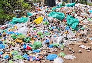 மருத்துவ கல்லுாரியில் தேங்கும் கழிவுகளால் சுகாதாரக்கேடு