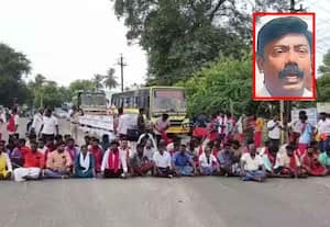 தசரா விரதம் இருந்த மாணவர்களின் மாலையை கழற்றிய தலைமையாசிரியர் மீது பாய்ந்த வழக்கு: துாத்துக்குடி அருகே பரபரப்பு