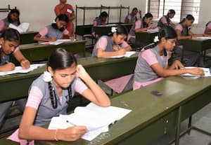 10ம் வகுப்பு, பிளஸ் 2 பொதுத்தேர்வு எப்போது? இன்று அறிவிப்பு