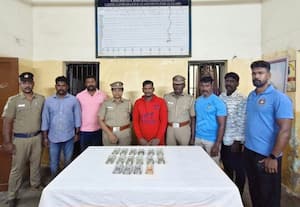ரயிலில் பணம் திருடியவர் சிக்கினார்