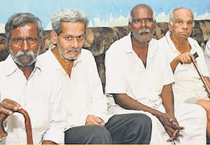 அதிகரிக்கின்றன முதியோர் காப்பகங்கள்: குடும்பங்களில் பராமரிப்பு குறைகிறதா?