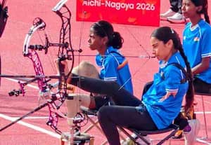 ஆசிய பாரா விளையாட்டு;  இந்தியாவுக்கு குண்டு எறிதலில் தங்கம்... வில்வித்தையில் வெள்ளி