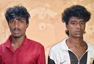 மூல காட்டில் கோவில் உண்டியலை திருட முயற்சித்த நான்கு பேர் கைது