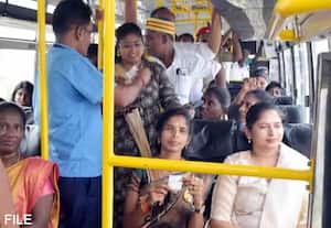 உள்ளூர் கடைகளில் வணிகம் பாதிப்பு; மாநகரங்களில் இரட்டிப்பு வியாபாரம்: வெற்றி பயணத்தால் ஏற்பட்ட விளைவு