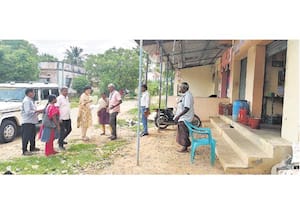 தற்காலிக பட்டாசு கடை: சப்-கலெக்டர் ஆய்வு