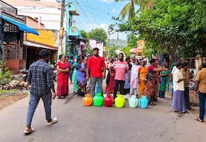 கெங்குவார்பட்டியில் குடிநீர் தட்டுப்பாடு :ரோடு மறியல்