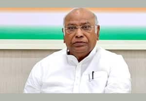 `கடந்த, 2 ஆண்டுகளில் நடந்த அனைத்து தேர்தல்களையும் ரத்து செய்ய வேண்டும்': மல்லிகார்ஜுன கார்கே விபரீத கோரிக்கை