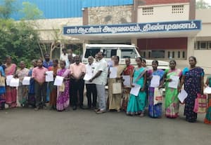 இலவச வீட்டு மனைப்பட்டா சப் கலெக்டரிடம் மனு