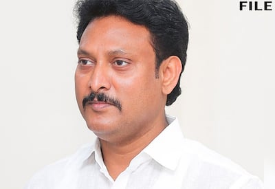 ரூ.100 கோடி லஞ்ச ஊழல் வழக்கு; திமுக முன்னாள் அமைச்சர் மகேஷ் கைது