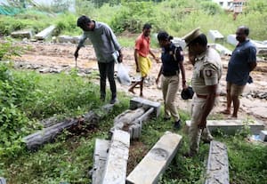 சேலத்தில் பட்டப்பகலில் ரவுடி வெட்டிக்கொலை