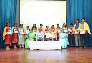 புனித பேட்ரிக் பள்ளி மாணவர்கள் மருத்துவ நுழைவுத் தேர்வில் சாதனை