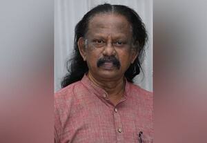 பெண் புலவர்கள் எழுதாத பெண் விடுதலை  தைரியமாக எழுதினார் பாரதி!