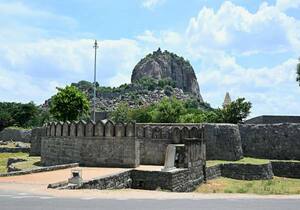 யுனஸ்கோ உலக பாரம்பரிய சின்னமாக அறிவித்துள்ள விழுப்புரம் மாவட்டத்தில் ...