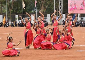 கோவை வெள்ளலூர் சிங்காநல்லூர் ரோட்டில் உள்ள எஸ்.எஸ்.வி.எம்., வேர்ல்ட் ...
