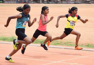கோயமுத்தூர் மாவட்ட அத்லெட்டிக் அசோசியேசன் சார்பில் ஜூனியர் தடகளப் ...