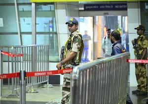 டெல்லி குண்டுவெடிப்பின் காரணமாக கோவை விமான நிலையத்தில் பலத்த பாதுகாப்பு ...