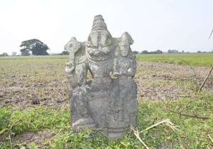 திருவள்ளூர் செங்குன்றம் சாலையில் உள்ள விஷ்ணுவாக்கம் கிராமத்தில் ...