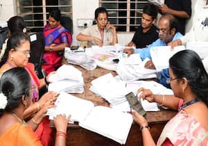 கோவை வடக்கு தாலுகா அலுவலகத்தில் இறுதிக்கட்ட எஸ் ஐஆர் பணிகளை ...