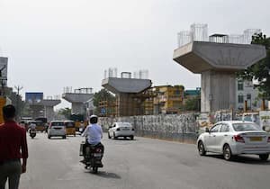 துறைமுகம் - மதுரவாயல் மேம்பால பணிகள் ஜரூராக நடந்து வருகிறது. இடம்: ...