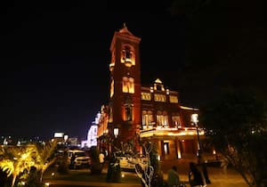 திறப்பு விழாவிற்குகாக வண்ண விளக்குகளில் ஜொலிக்கும் சென்னை சென்ட்ரல் ...