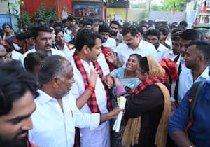 கோவை தி.மு.க., தெற்கு தொகுதி வேட்பாளர் செந்தில்பாலாஜி மரக்கடை பகுதியில் ...