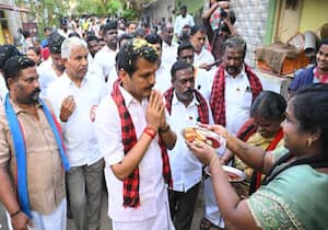 கோவை கெம்பட்டி காலனி பகுதியில் பிரச்சாரம் செய்ய வந்த தி.மு.க., தெற்கு ...