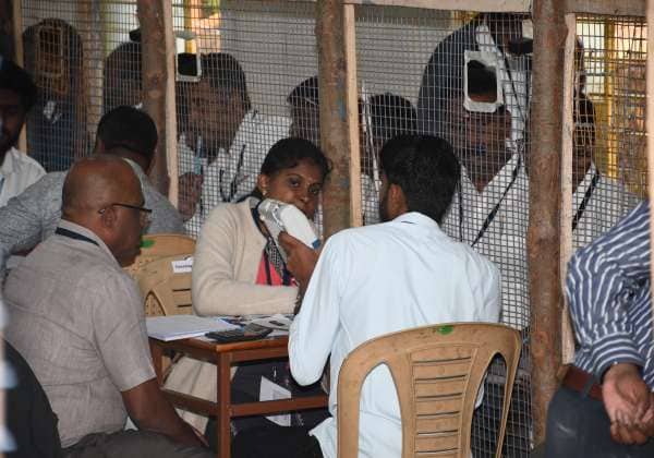ஊட்டி அரசு பாலிடெக்னிக் வளாகத்தில் , ஊட்டி தொகுதிக்கான ஓட்டு இயந்திரத்தில் ஓட்டுக்கள் எண்ணும் பணி துவங்கியது.