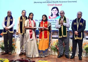 புதுச்சேரி ஜிப்மர் மருத்துவக் கல்லூரியில் நடந்த நர்சிங் பட்டமளிப்பு ...