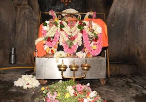 ஆடி அமாவாசையை முன்னிட்டு உடுமலை திருமூர்த்திமலை அமணலிங்கேஸ்வரர் ...