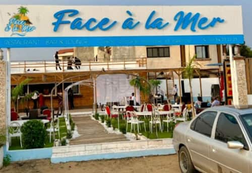 Face À La Mer, Benin