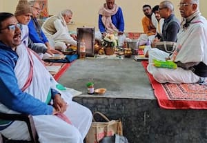 சாலிமார் பாக் ஸ்ரீ மீனாட்சி மந்திரில் லகுன்யாச ஏகாதச ருத்ர பாராயணம்