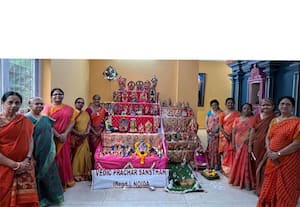 நொய்டா செக்டர் 62 திருக்கோயிலில் கொலு