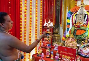 சிங்கப்பூர் புனிதமரம் ஸ்ரீ பாலசுப்பிரமணியர் ஆலய 2 ஆம் நாள் நவராத்திரி விழா