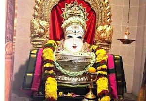  சிங்கப்பூர் ஆலயத்தில் அன்னாபிஷேக கோலாகலம்