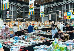  துபாயில் உலகின் மிகப்பெரிய புத்தக கண்காட்சி தொடங்கியது