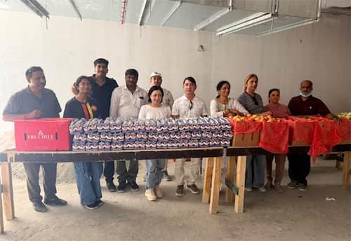 துபாயில் தொழிலாளர்கள் தாகம் தீர்க்கும் கிரீன் குளோப் அமைப்பு