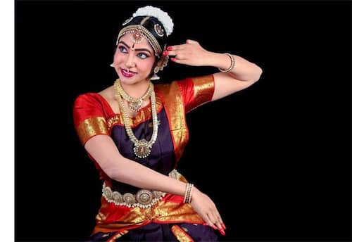 பிட்ஸ்பர்க் நகரில் குமாரி சரயு வின் பரத நாட்டிய அரங்கேற்றம் 