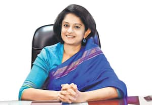 வாழ்க்கைப் பள்ளியில் பயில்வோம் பாடம்: வழிகாட்டும் வாசுகி ஐ.ஏ.எஸ்.,