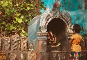 பேரொளியின் கனல் மொழி