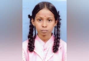 சுட்டீஸின் முத்து கையெழுத்து!