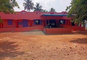 ஒரு பள்ளி ஒரு பெருமை ஒரு கோரிக்கை