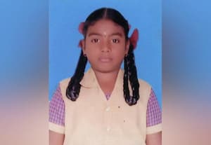 சுட்டீஸின் முத்து கையெழுத்து!