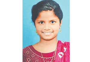 சுட்டீஸின்  முத்து  கையெழுத்து!